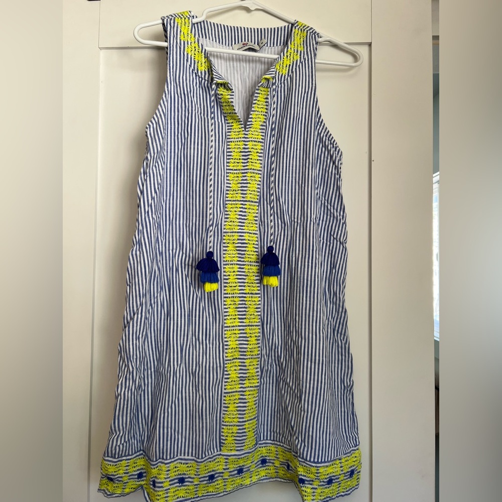 Vineyard Vines sleeveless coverup